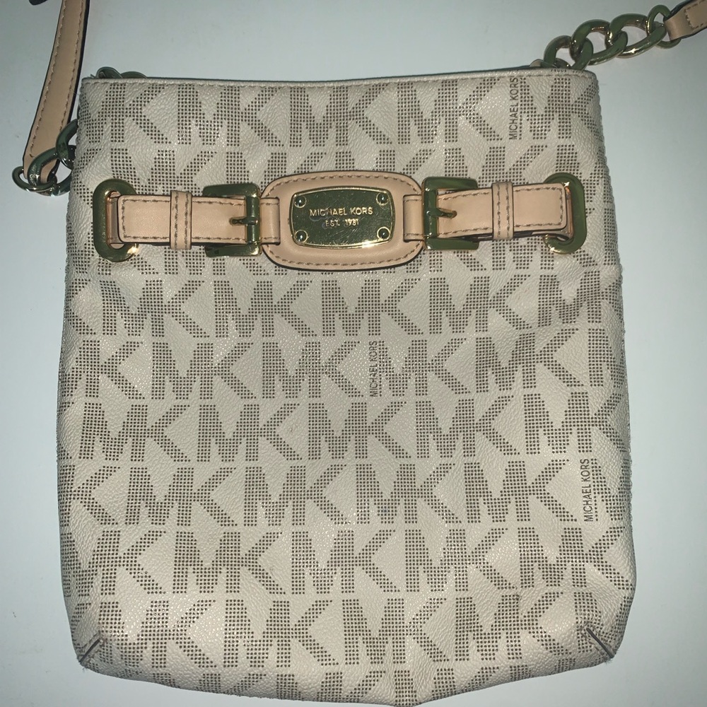 Michael Kors cross body purse